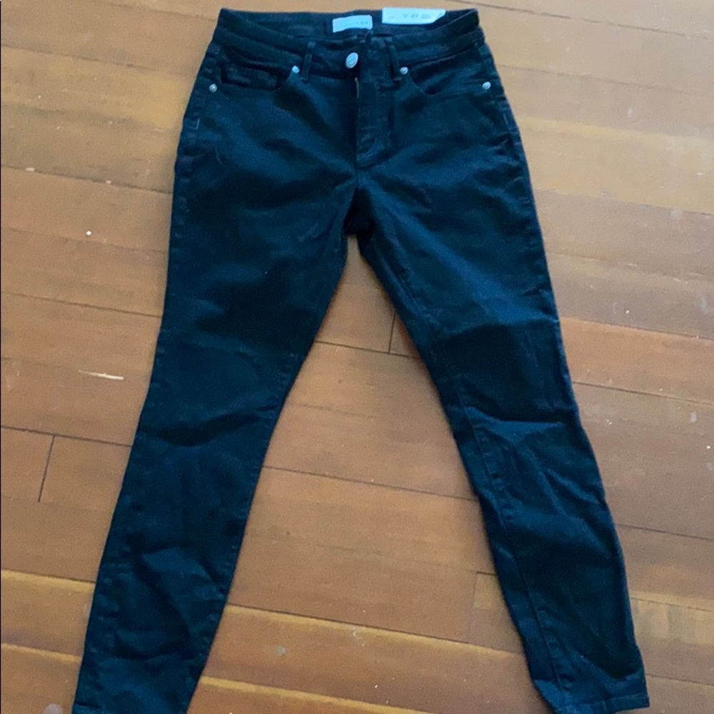 LOFT Curvy Skinny Jeans 4P Black NWT